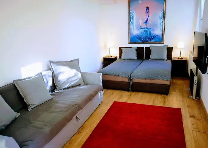 Arvalanyhaj Home Apartman